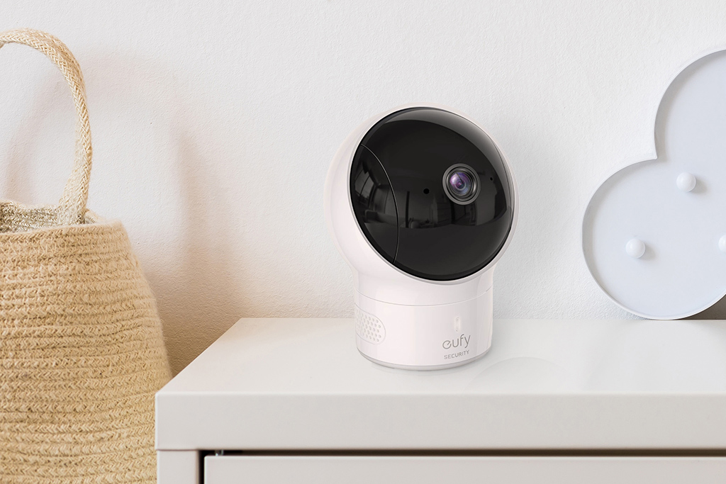 Eufy Spaceview baby monitor