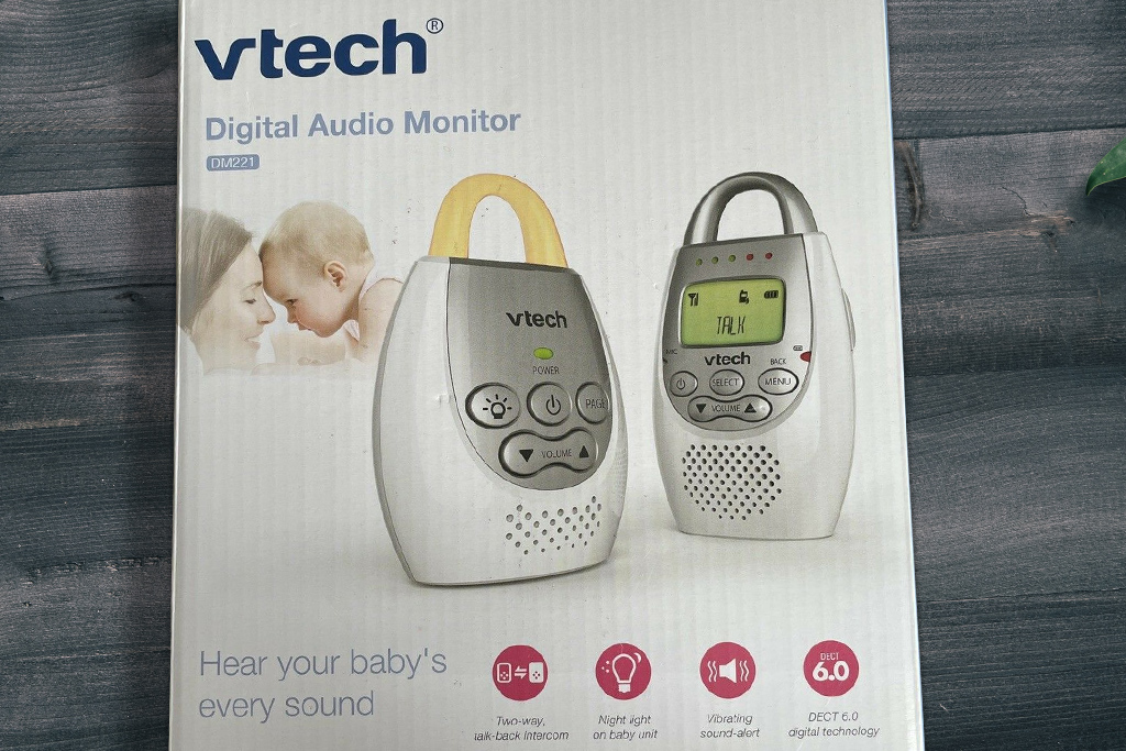 Vtech DM221 in box